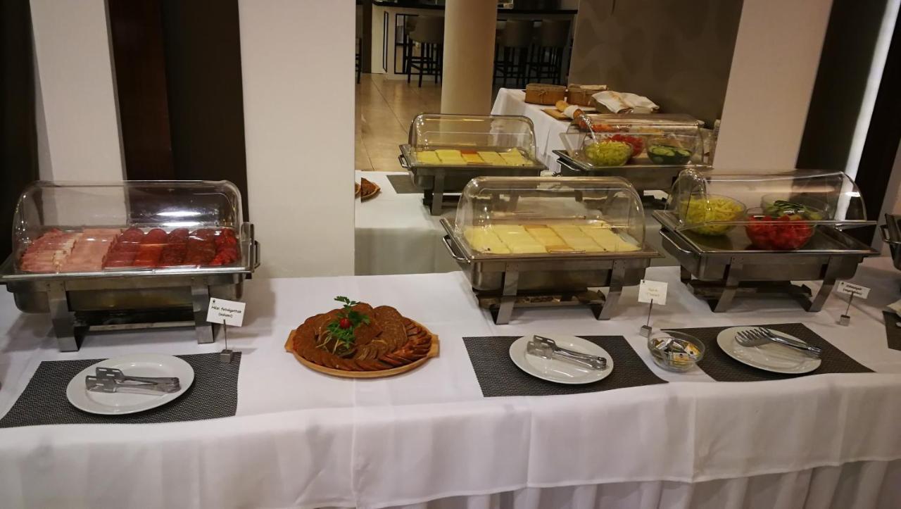 Hotel Merops Meszaros Szekszárd Zewnętrze zdjęcie